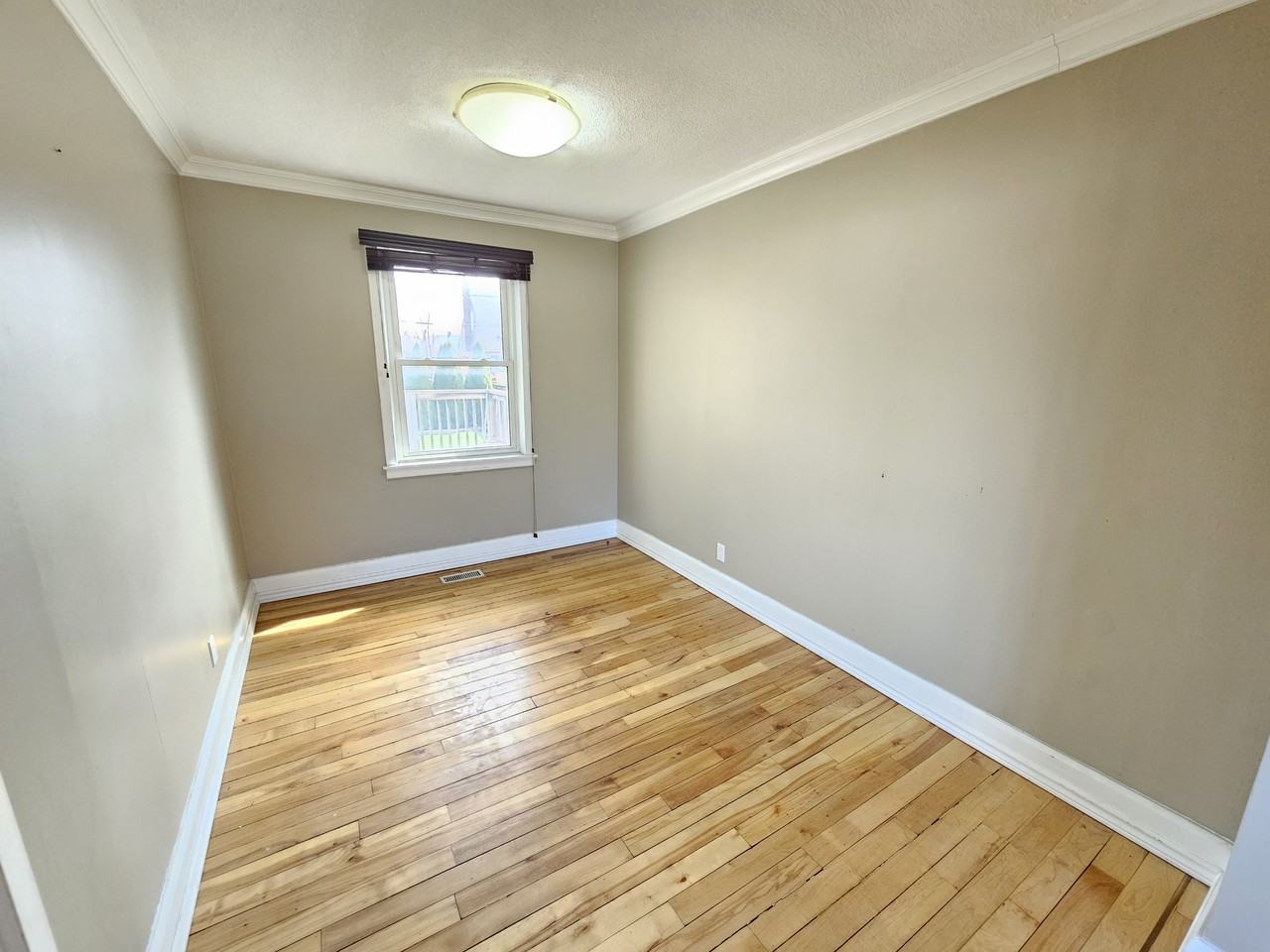 7 Princess St. - Photo 4 of 18