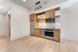 77 Florence - Photo 1 of 1