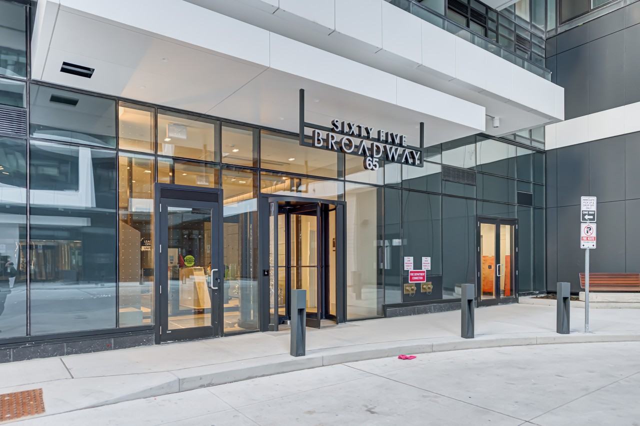 Sixty Five Broadway - Photo 4 of 50