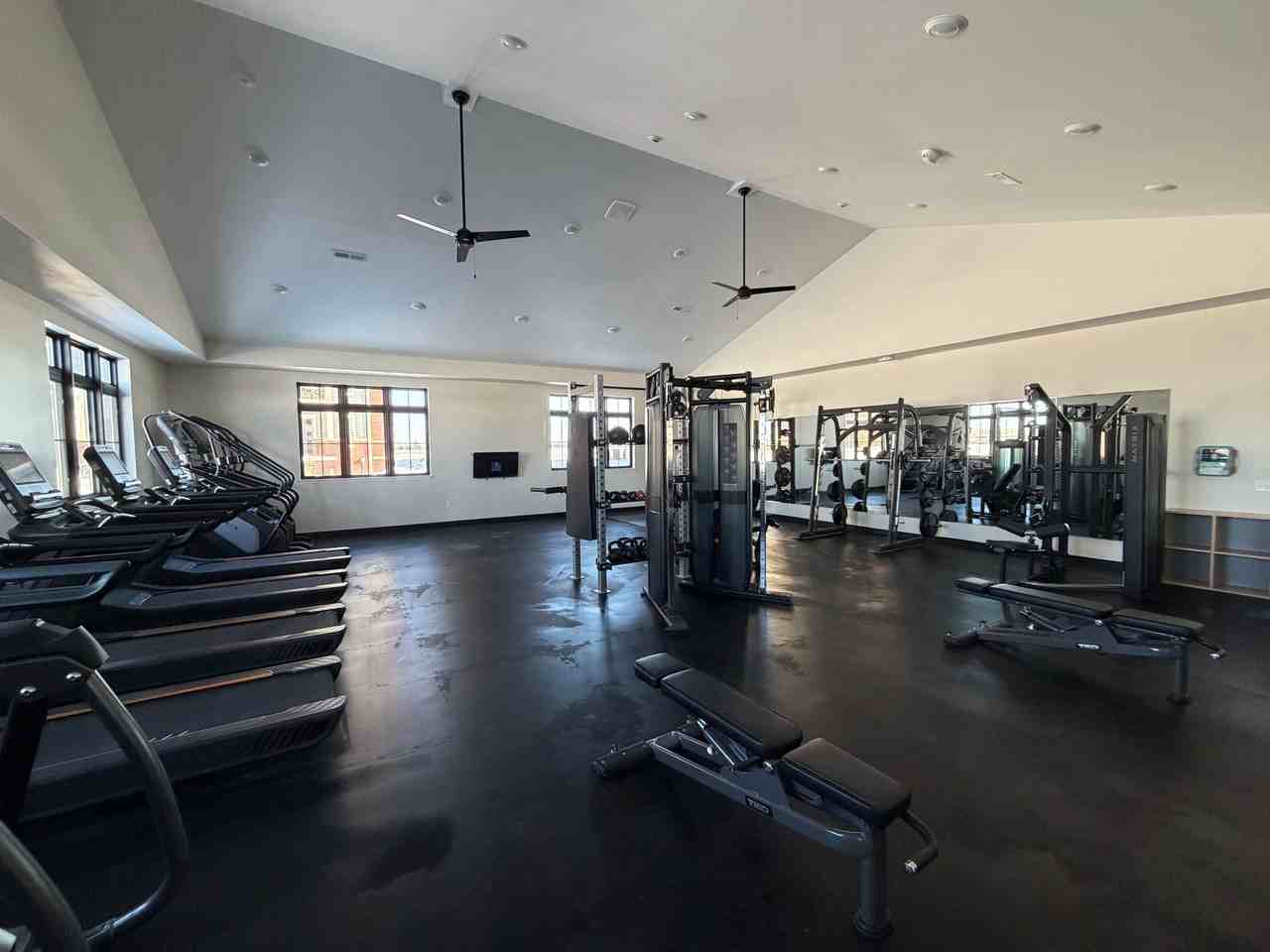 Brand New - Photo 2 of 50