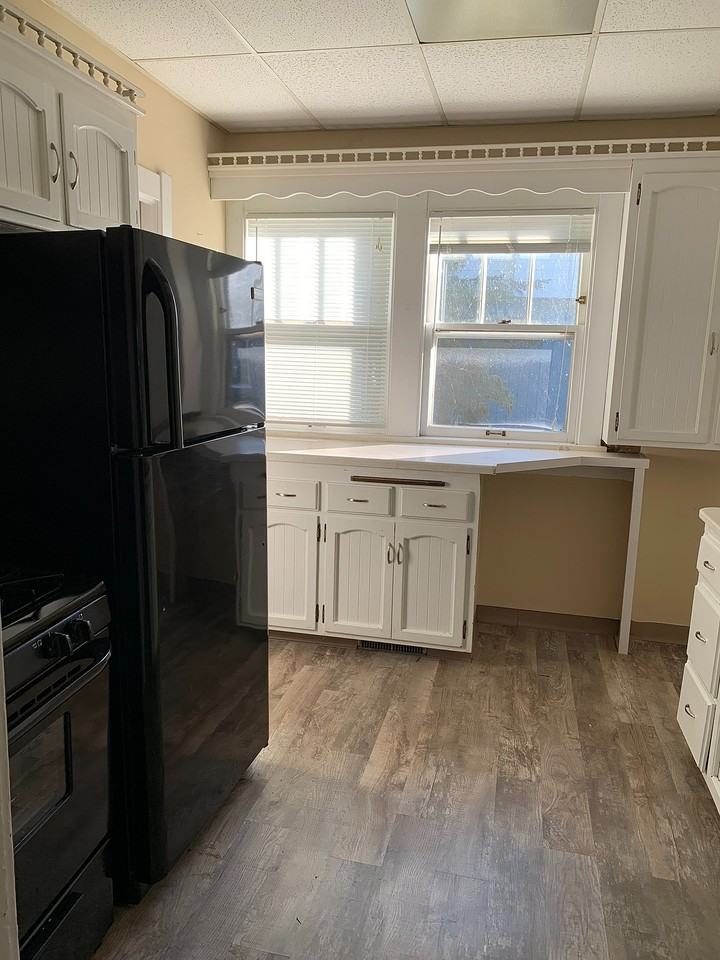 720 Clark Ct - Photo 5 of 5