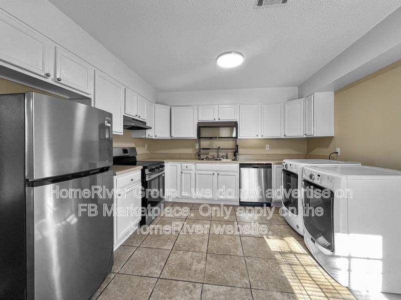 482 Williams Ave #101 - Photo 5 of 21