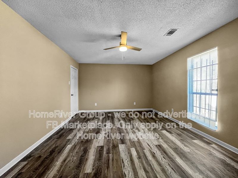 482 Williams Ave #101 - Photo 7 of 21