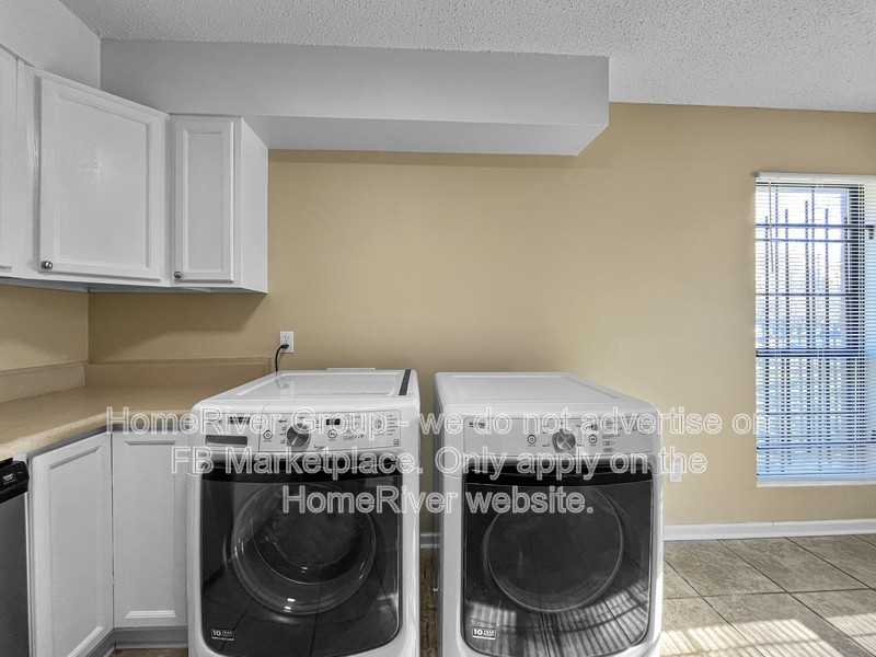 482 Williams Ave #101 - Photo 6 of 22
