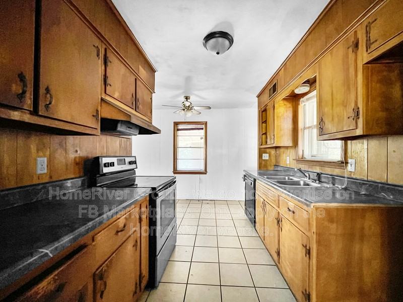 5132 Canton Dr - Photo 5 of 22