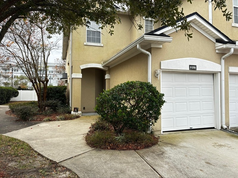 9358 Scaup Way #302 - Photo 6 of 36