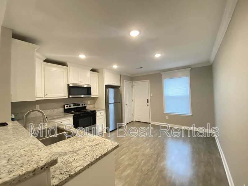 208 Magnolia Ct - Photo 5 of 18