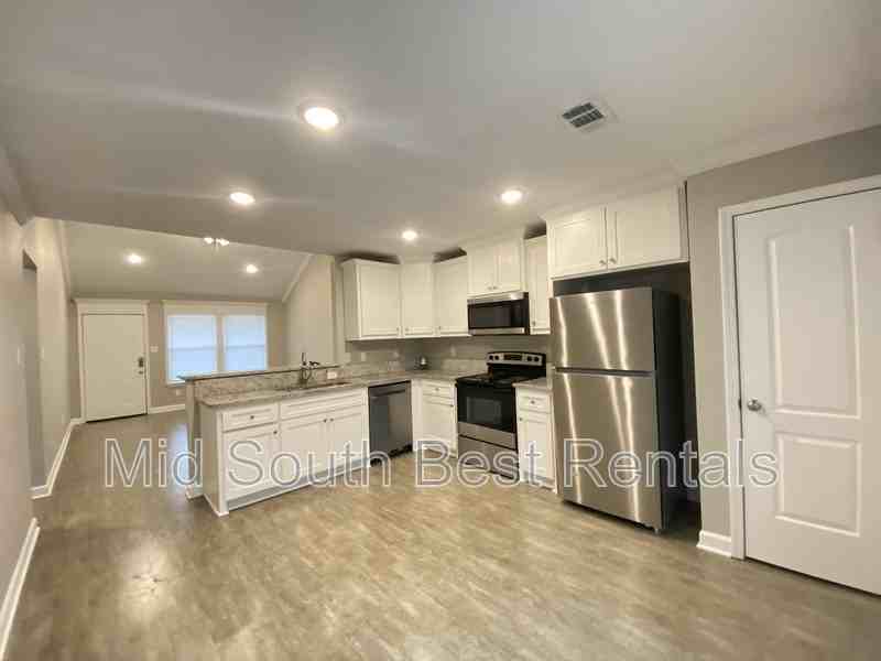 208 Magnolia Ct - Photo 6 of 18