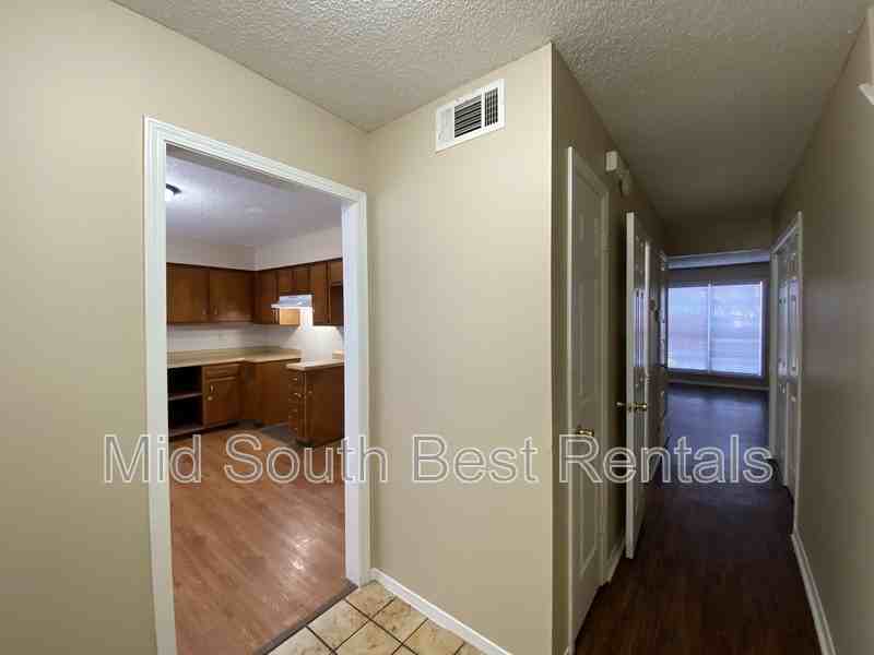 3082 Littlefield Cv - Photo 5 of 17