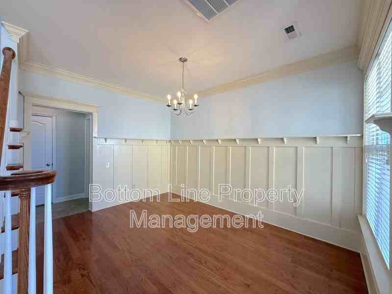 2420 Early Flight Dr - Photo 6 of 36