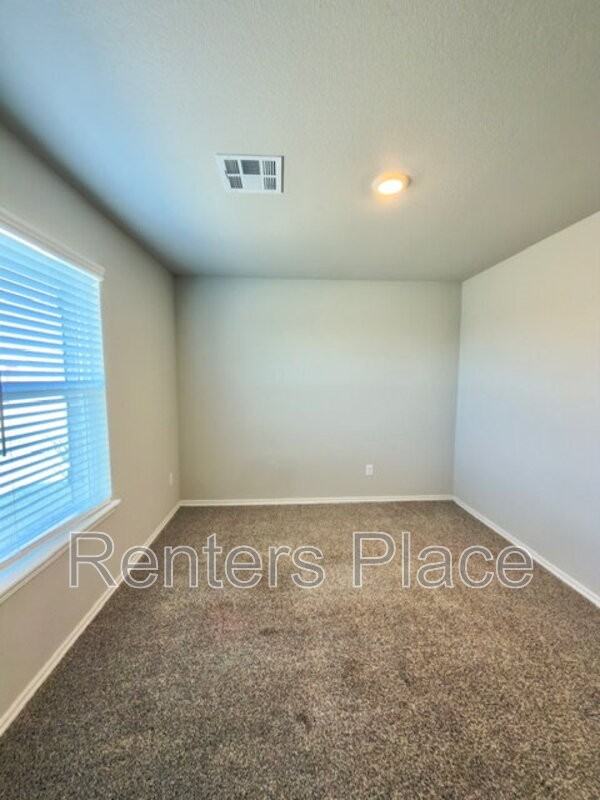 14 Stonegate Dr - Photo 2 of 22