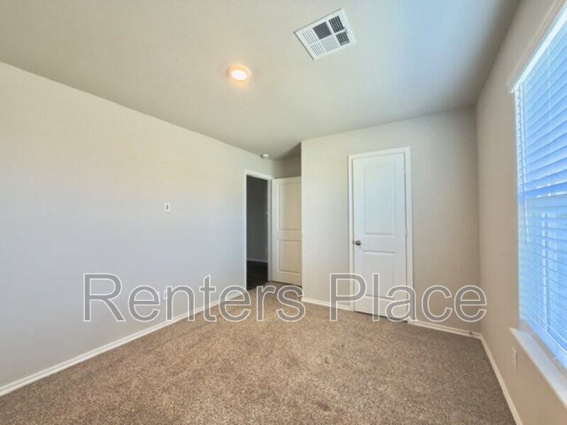 14 Stonegate Dr - Photo 3 of 22