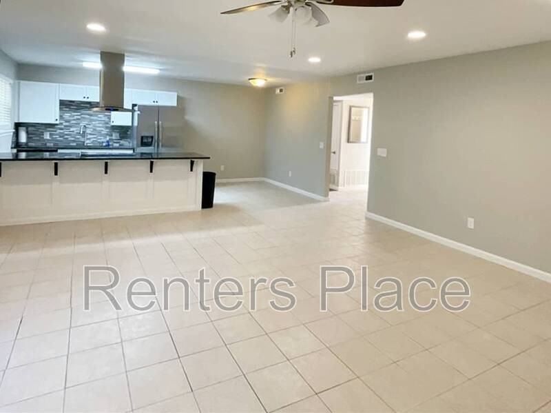 1001 Sw 101st St - Photo 3 of 15