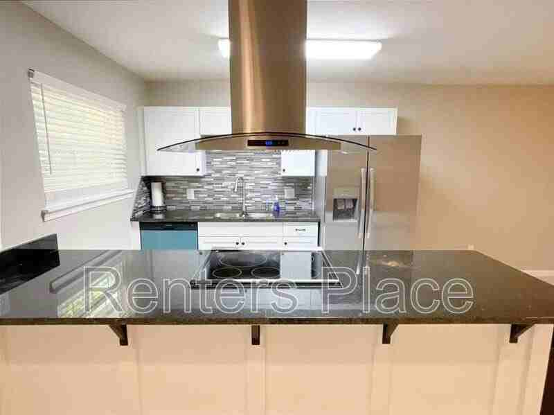 1001 Sw 101st St - Photo 4 of 15