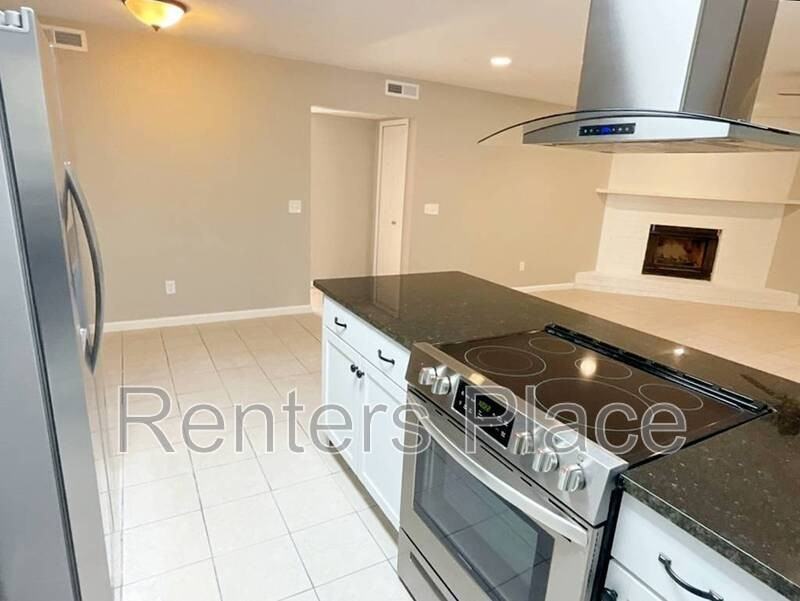 1001 Sw 101st St - Photo 5 of 15