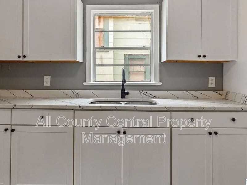 1468 Pike Rd - Photo 6 of 17