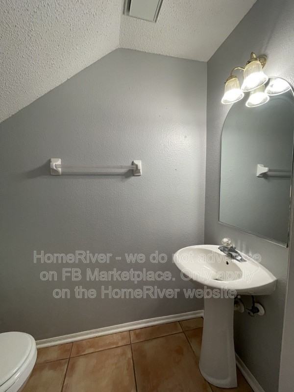 8546 Hunters Key Cir - Photo 5 of 26