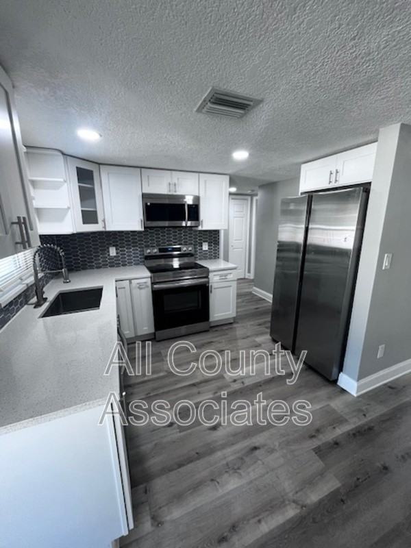 7821 Flintlock Dr - Photo 6 of 18