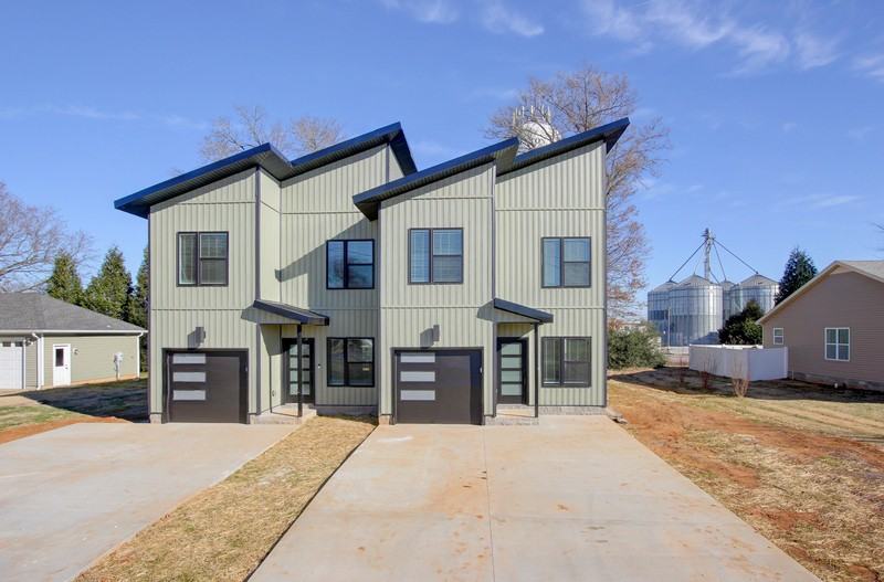 102 Rosenwald St #A - Photo 5 of 50