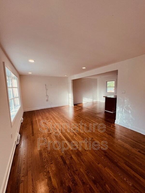 936 Weaver Ave - Photo 3 of 30