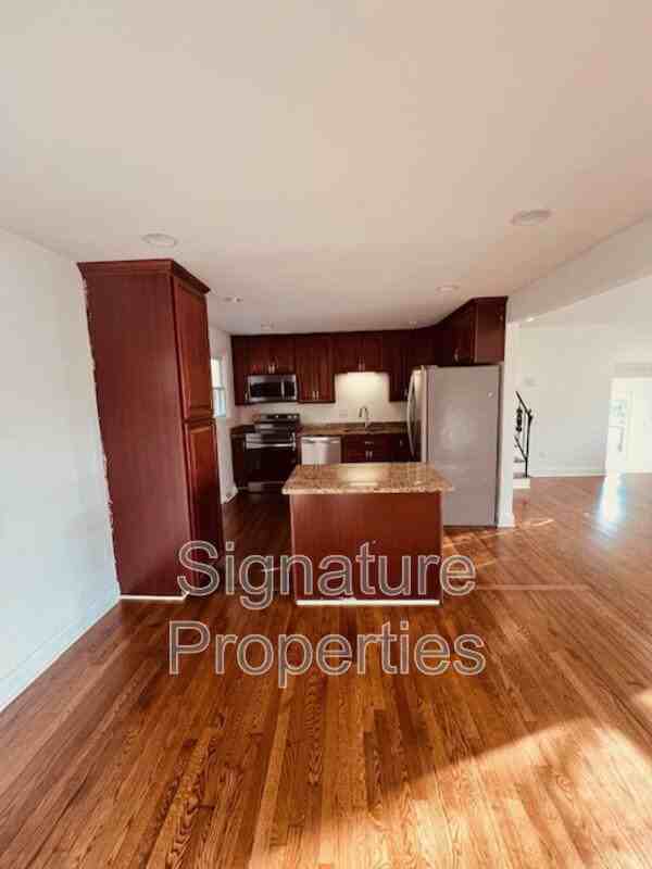 936 Weaver Ave - Photo 7 of 30