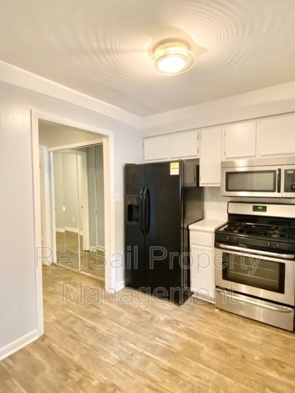 23 Riverchase Dr - Photo 6 of 13