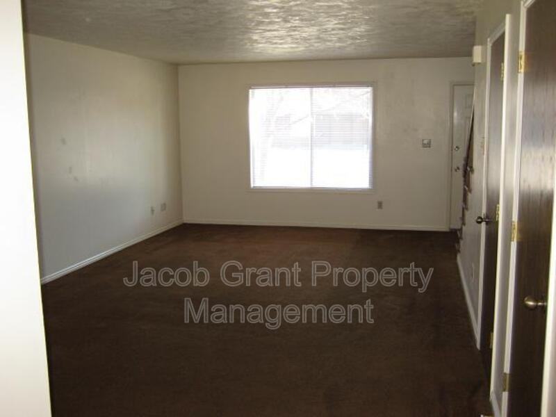 747 Whittier St - Photo 2 of 5