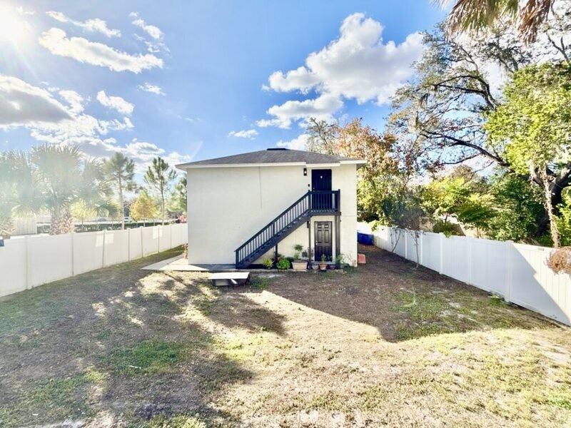 11705 North Dr - Photo 3 of 49