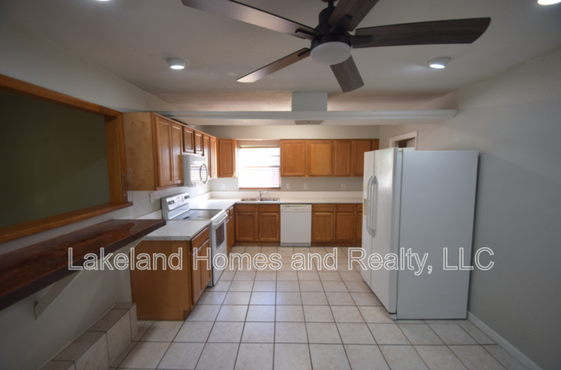 2762 Gale Rose Dr - Photo 3 of 26