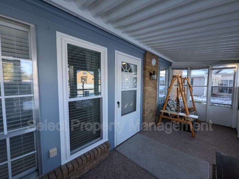 5138 Woodmark Dr - Photo 4 of 21