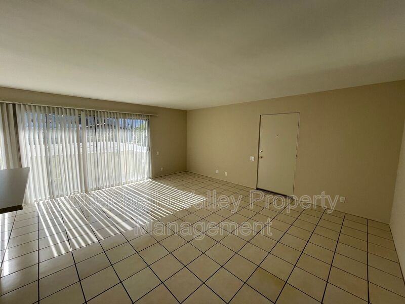 550 S El Cielo Rd #5 - Photo 6 of 27