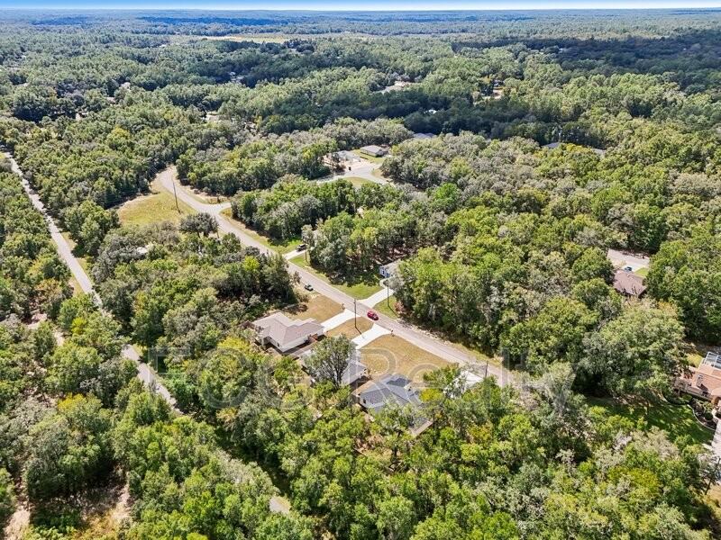 10687 N Adler Dr - Photo 3 of 34