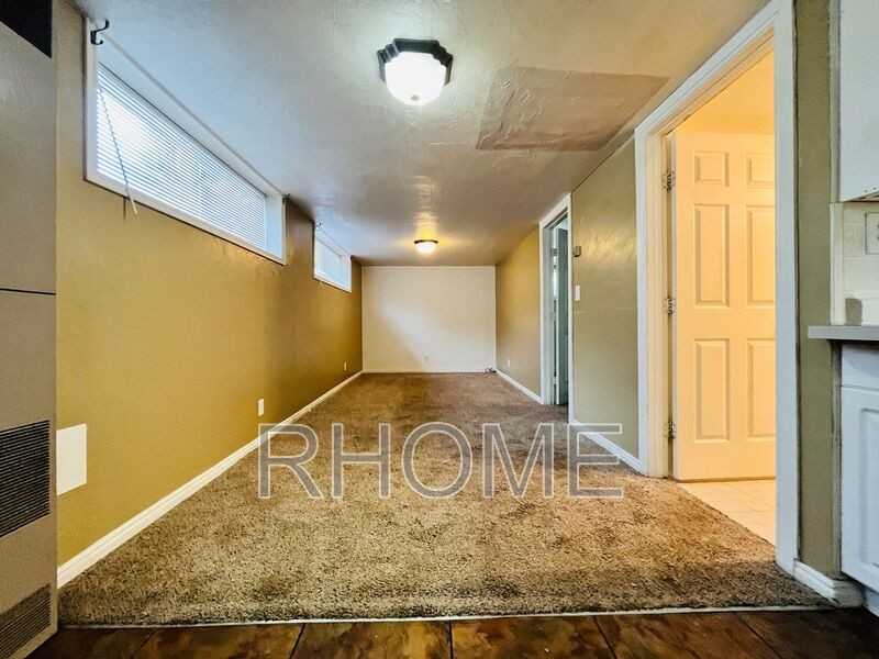 4270 S St - Photo 4 of 7