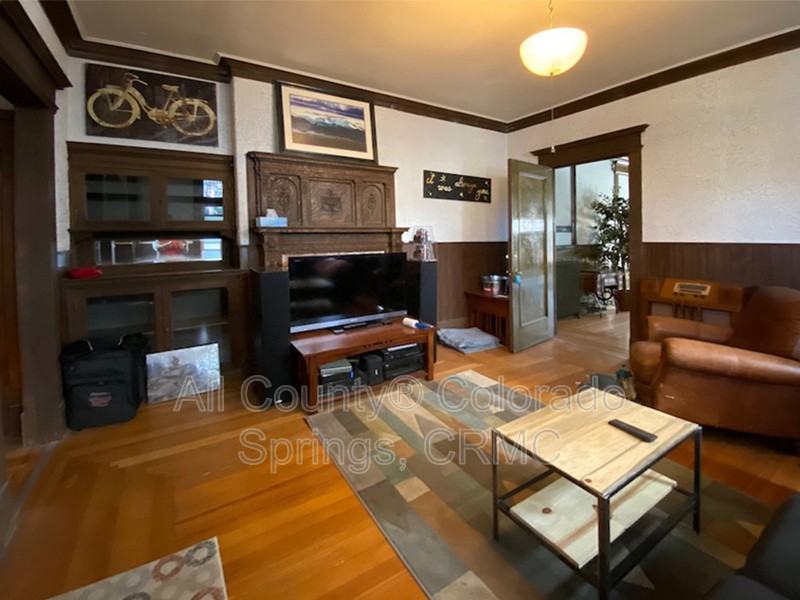 727 N Nevada Ave #2 - Photo 6 of 12