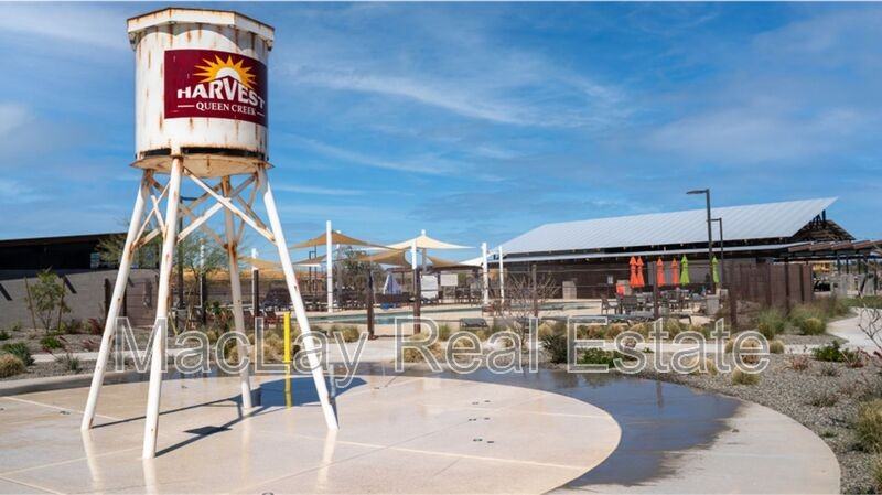 25704 S 231st St - Photo 6 of 8