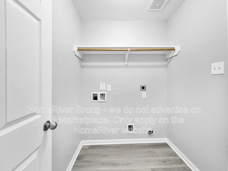 930 Paradise Rd - Photo 6 of 24