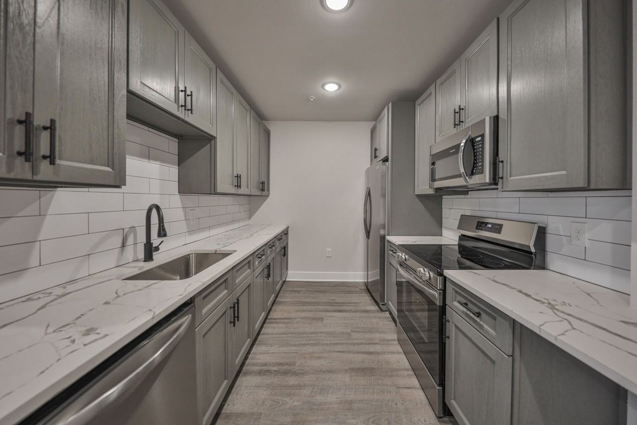 HH Bangor Block - Photo 5 of 50