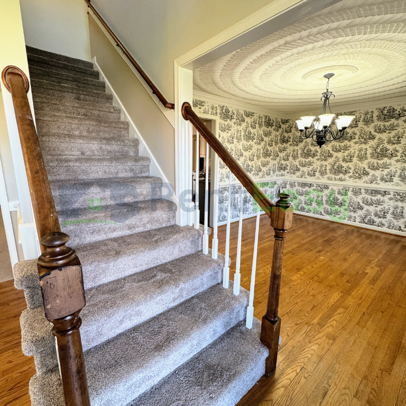 1001 Fox Ridge Ct - Photo 6 of 42