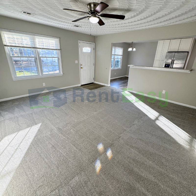 1327 Hazel Ave - Photo 3 of 24