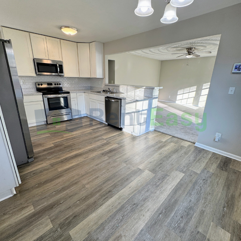 1327 Hazel Ave - Photo 4 of 24