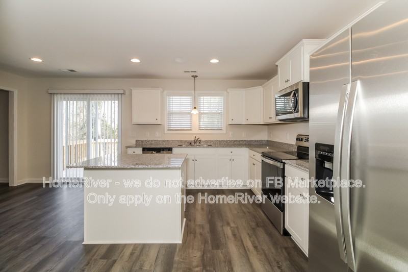 319 Niblick Dr - Photo 6 of 22