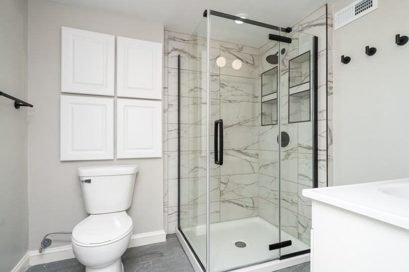 1228 Louisiana St - Photo 3 of 13