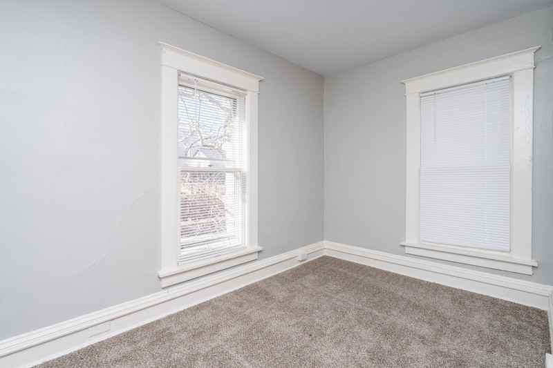 1228 Louisiana St - Photo 7 of 13