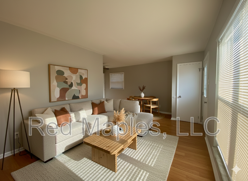 7703 Alaska Ave - Photo 7 of 18