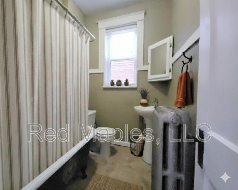 3421A Iowa Ave - Photo 4 of 12