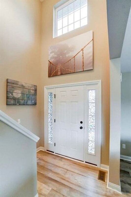 8914 Red Hawk Ct - Photo 2 of 26