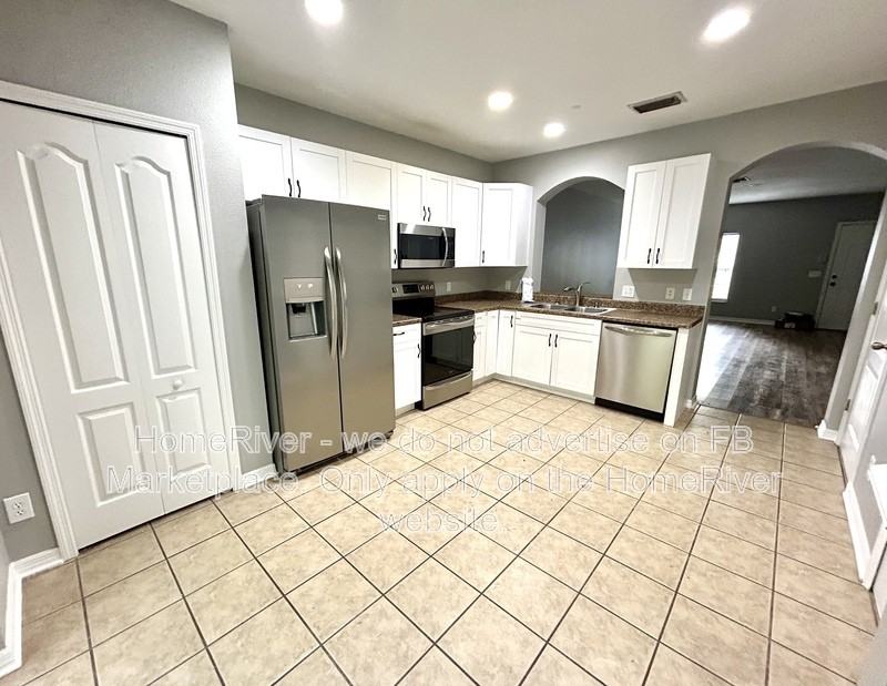 5813 Fishhawk Ridge Dr - Photo 6 of 20