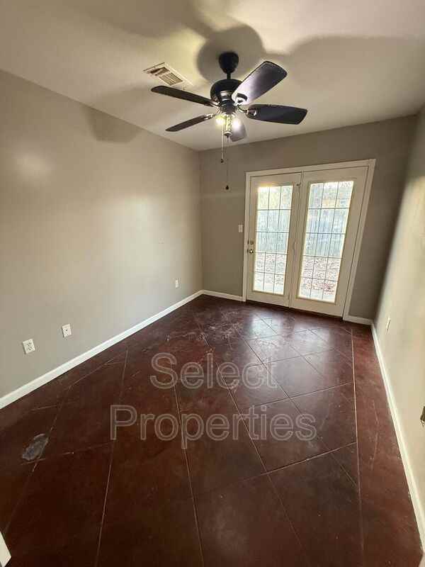 920 Belt St #8 - Photo 6 of 6