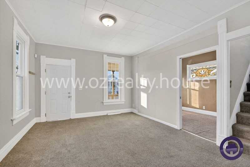 837 Lorain St - Photo 2 of 21