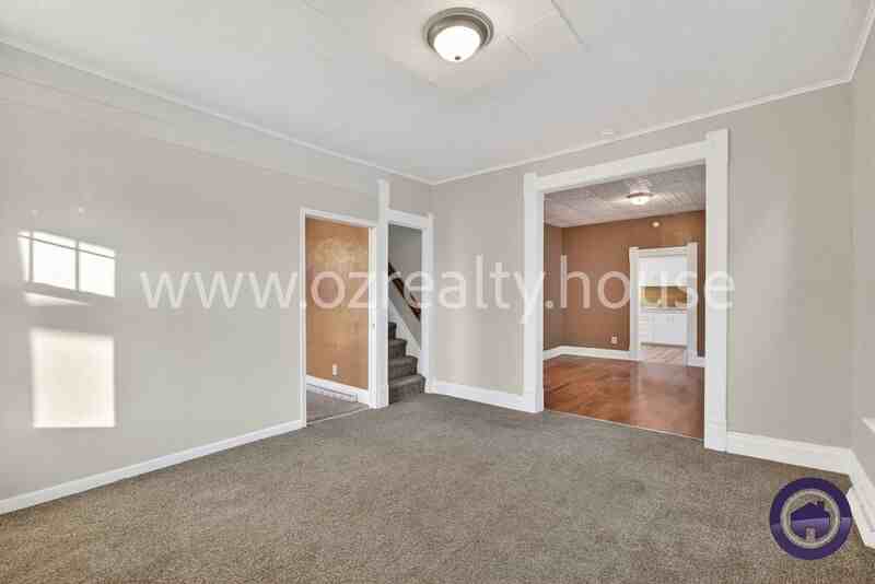 837 Lorain St - Photo 3 of 21